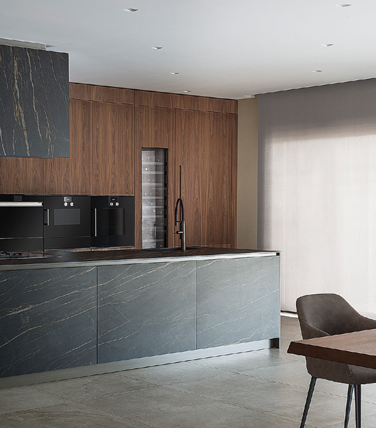 Milanese Atelier terrazzo island